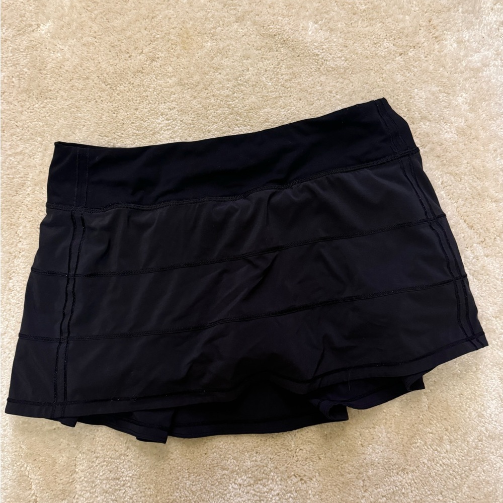 Lululemon black skirt